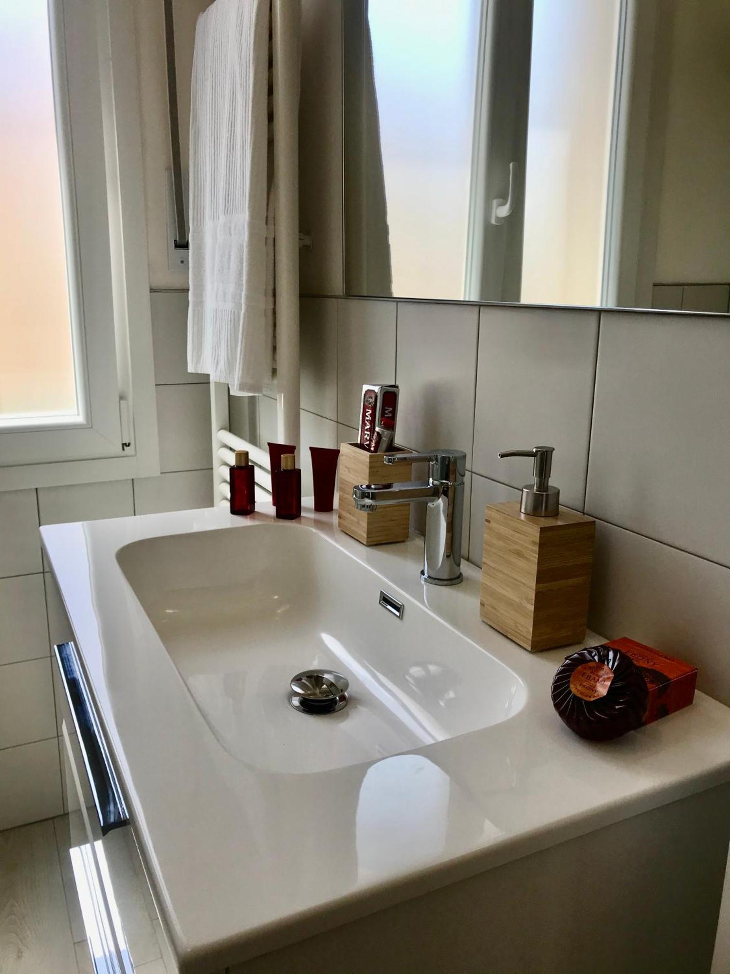 Suite Locchi. Vicino Tramvia/Careggi/Meyer Florence Luaran gambar